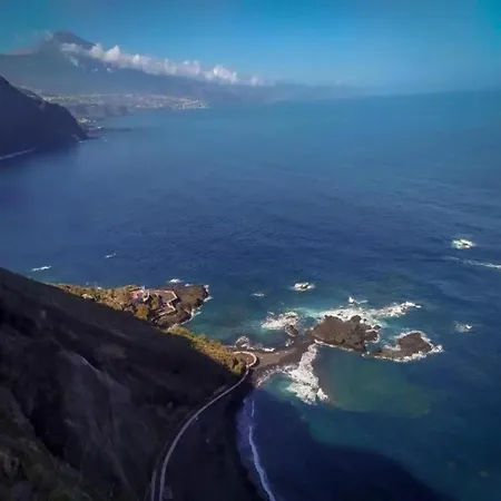 Cave House In Tenerife With Pool And Beach, Cleaning Included *